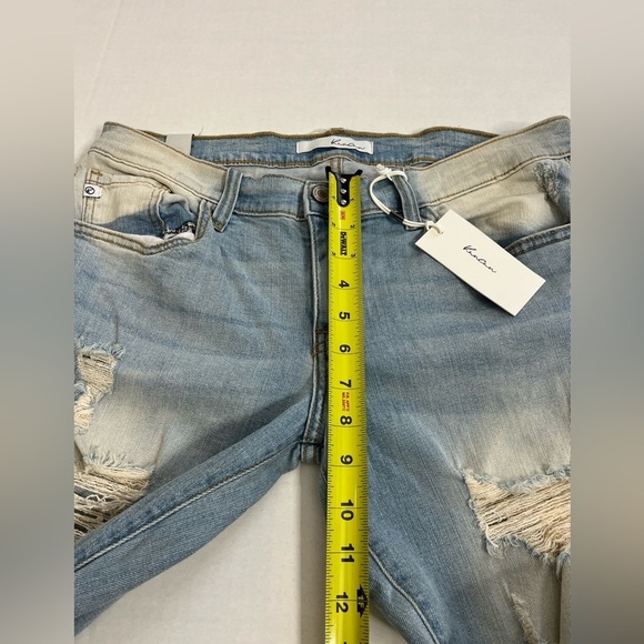 KanCan Jeans Distressed Bleached Size 13/30 New with Tags - Picture 8 of 10